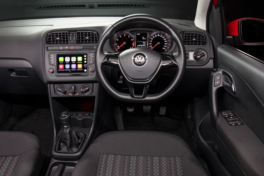 Торпедо Volkswagen Polo Urban (Typ 6C) 2017 года  (AU) (фото 20 из 23)